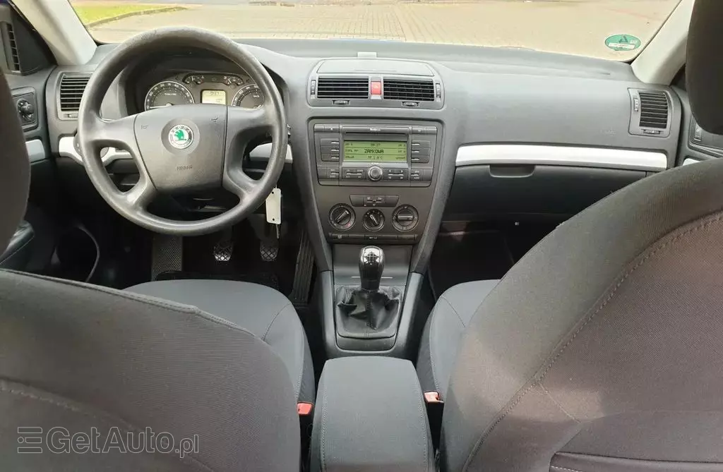 SKODA Octavia 