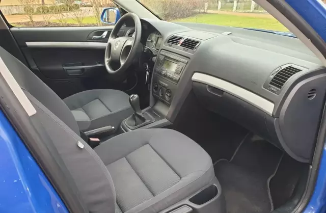 SKODA Octavia 