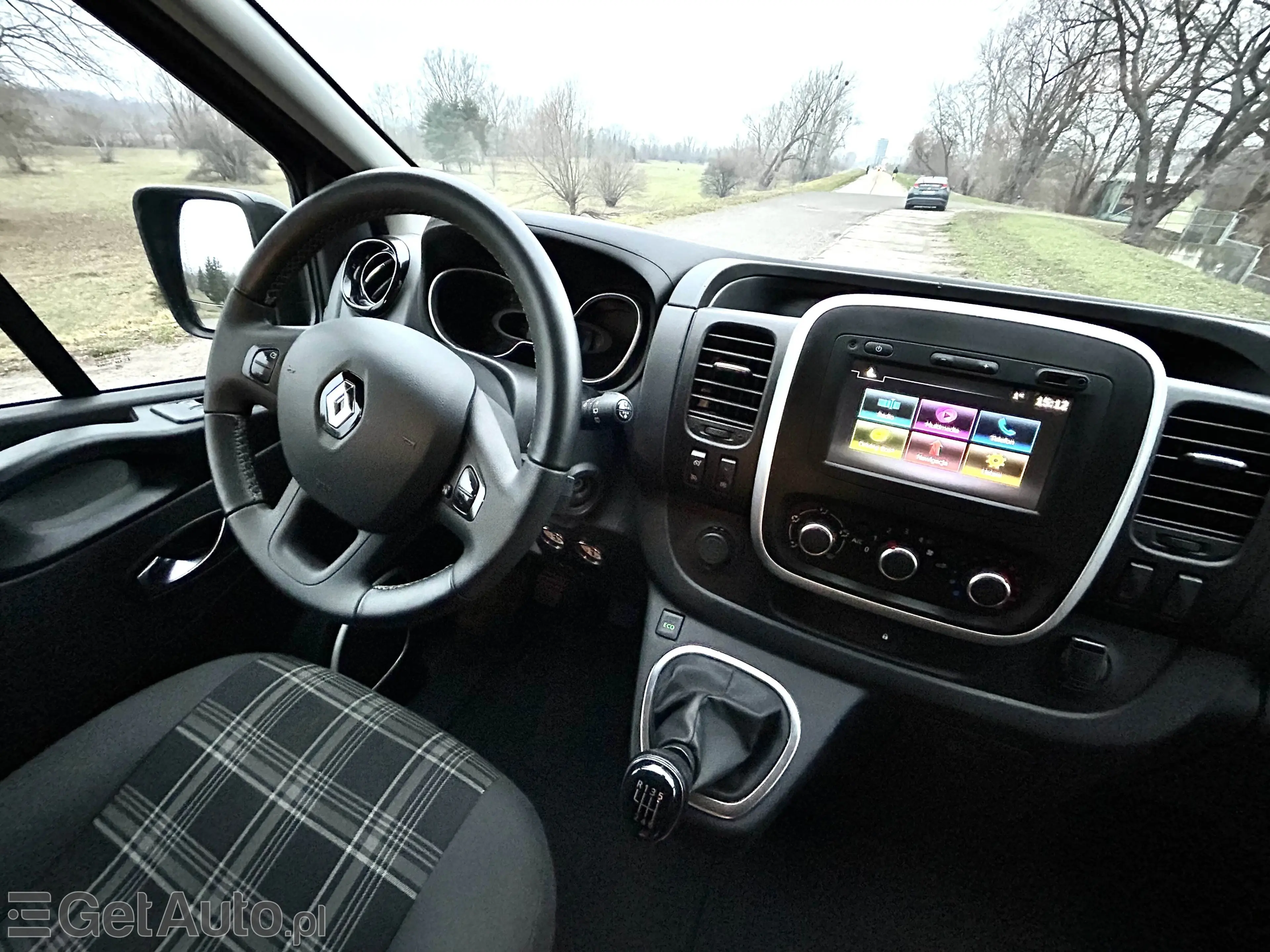 RENAULT Trafic L2H1 Pack Clim (1200)