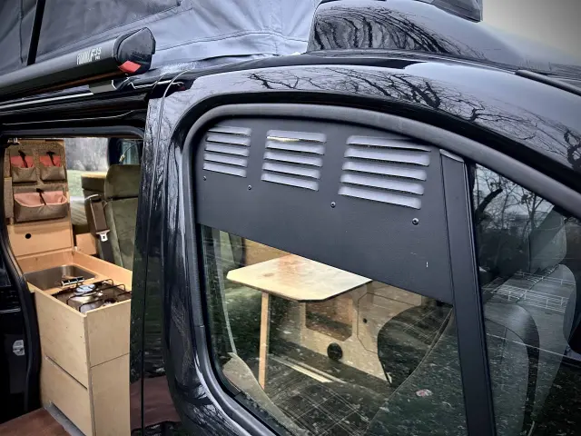 RENAULT Trafic L2H1 Pack Clim (1200)