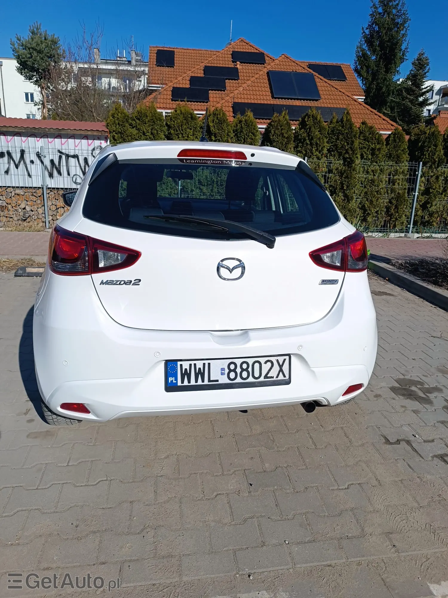 MAZDA 2 SkyGo