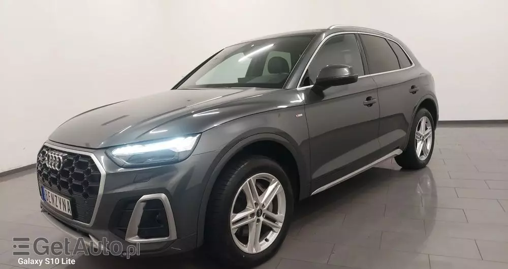 AUDI Q5 2.0 TFSI quattro S tronic sport