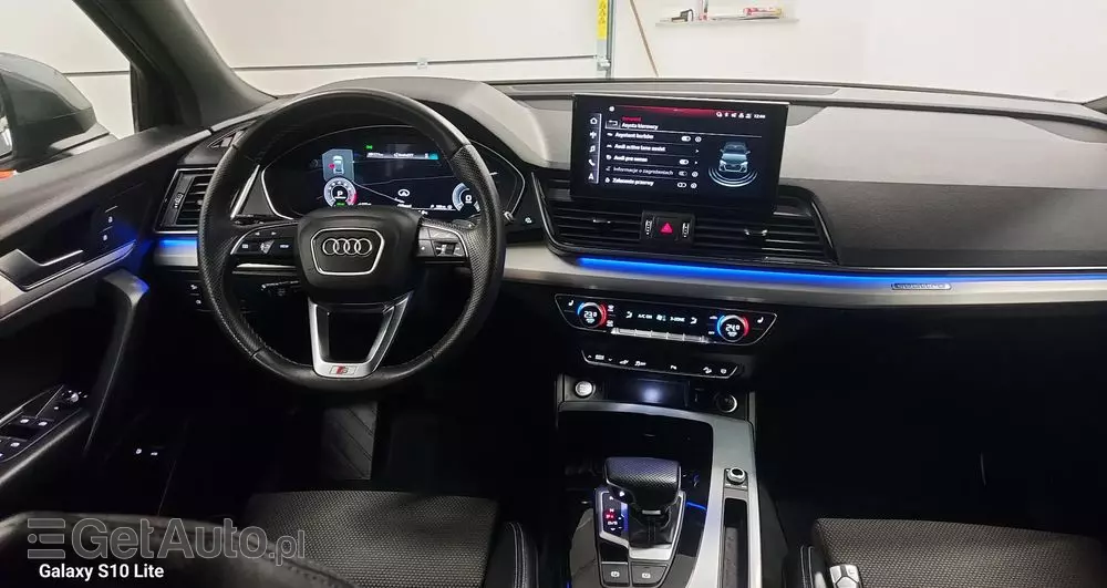 AUDI Q5 2.0 TFSI quattro S tronic sport