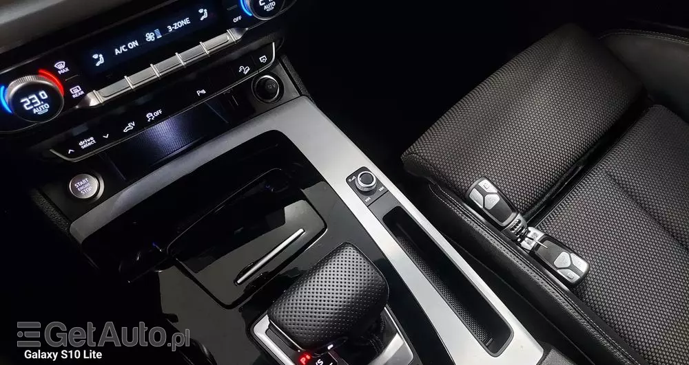 AUDI Q5 2.0 TFSI quattro S tronic sport