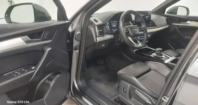 AUDI Q5 2.0 TFSI quattro S tronic sport