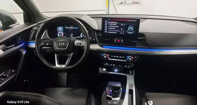 AUDI Q5 2.0 TFSI quattro S tronic sport