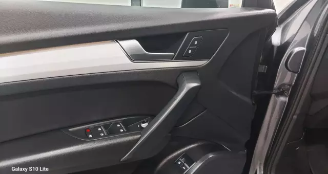 AUDI Q5 2.0 TFSI quattro S tronic sport