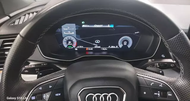 AUDI Q5 2.0 TFSI quattro S tronic sport