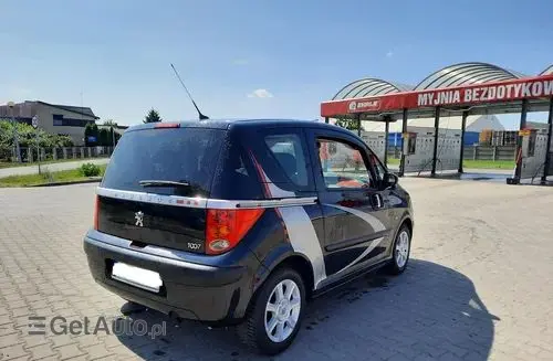 PEUGEOT 1007 