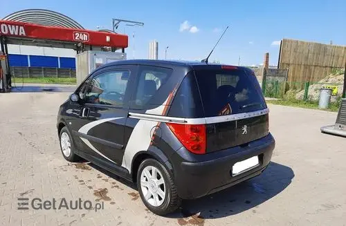 PEUGEOT 1007 