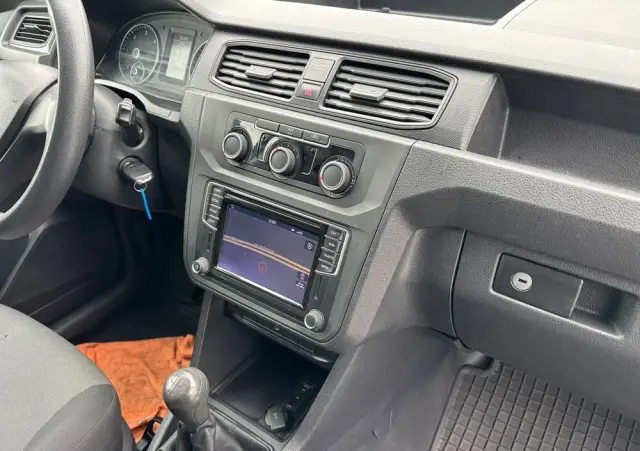 VOLKSWAGEN CADDY Navi Klima 