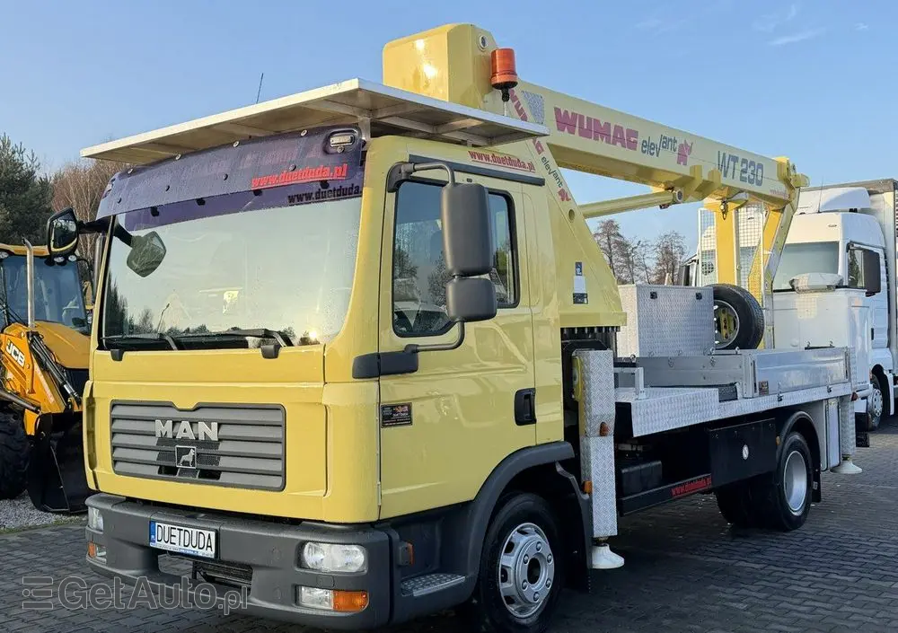 MAN TGL 8.210 Zwyżka WUMAG WT 230 23m w bok 18m podnośnik 