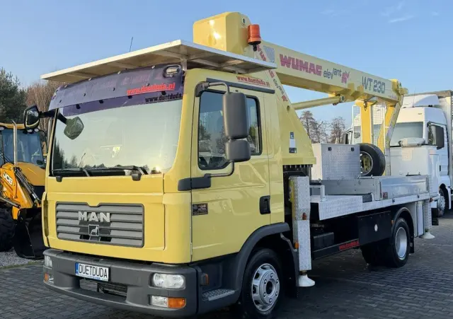 MAN TGL 8.210 Zwyżka WUMAG WT 230 23m w bok 18m podnośnik 