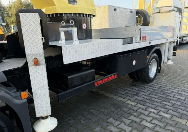 MAN TGL 8.210 Zwyżka WUMAG WT 230 23m w bok 18m podnośnik 