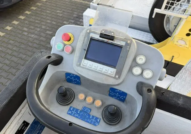 MAN TGL 8.210 Zwyżka WUMAG WT 230 23m w bok 18m podnośnik 