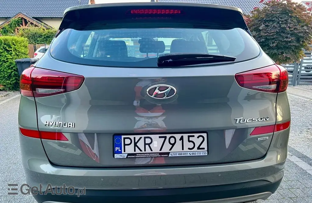 HYUNDAI Tucson 