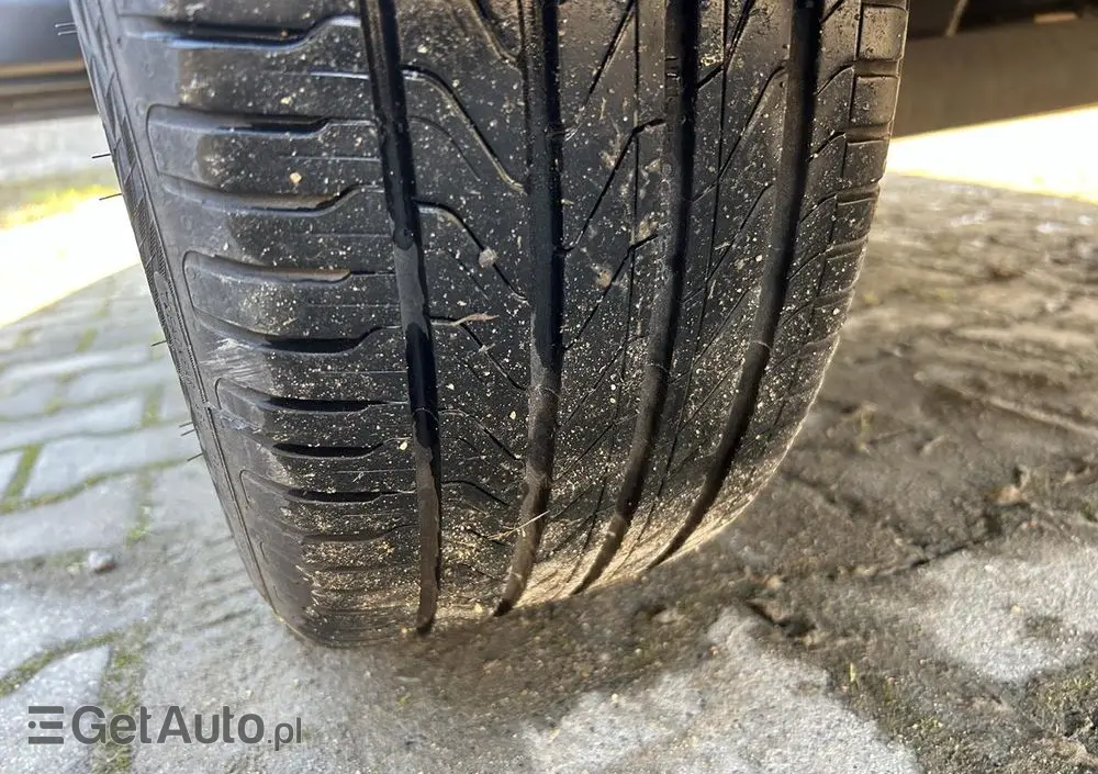 FORD EcoSport 1.0 EcoBoost TITANIUM