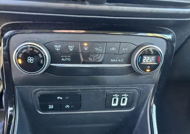 FORD EcoSport 1.0 EcoBoost TITANIUM