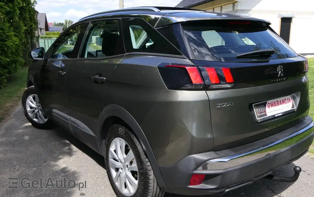 PEUGEOT 3008 BlueHDi 130 Stop & Start Active Business-Paket