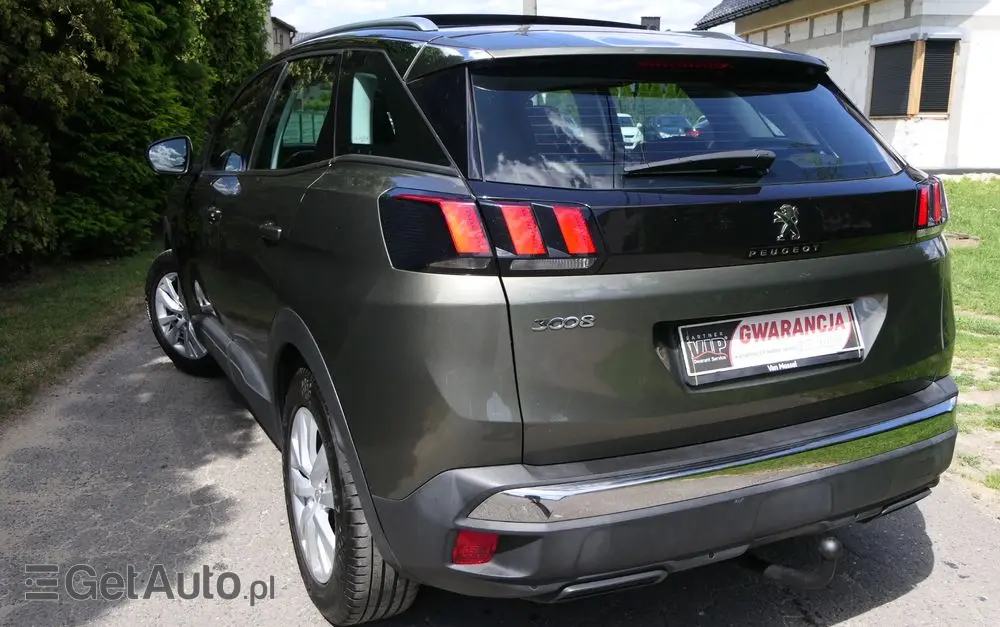 PEUGEOT 3008 BlueHDi 130 Stop & Start Active Business-Paket
