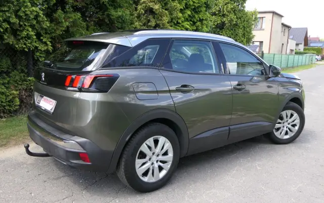 PEUGEOT 3008 BlueHDi 130 Stop & Start Active Business-Paket