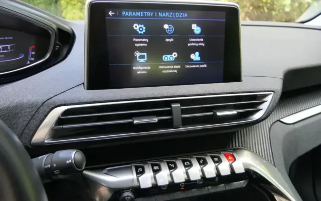 PEUGEOT 3008 BlueHDi 130 Stop & Start Active Business-Paket