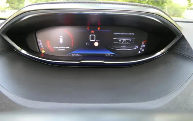 PEUGEOT 3008 BlueHDi 130 Stop & Start Active Business-Paket