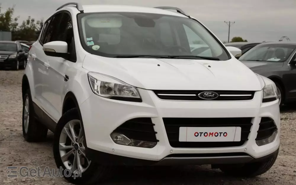 FORD Kuga 2.0 TDCi 2x4 Titanium