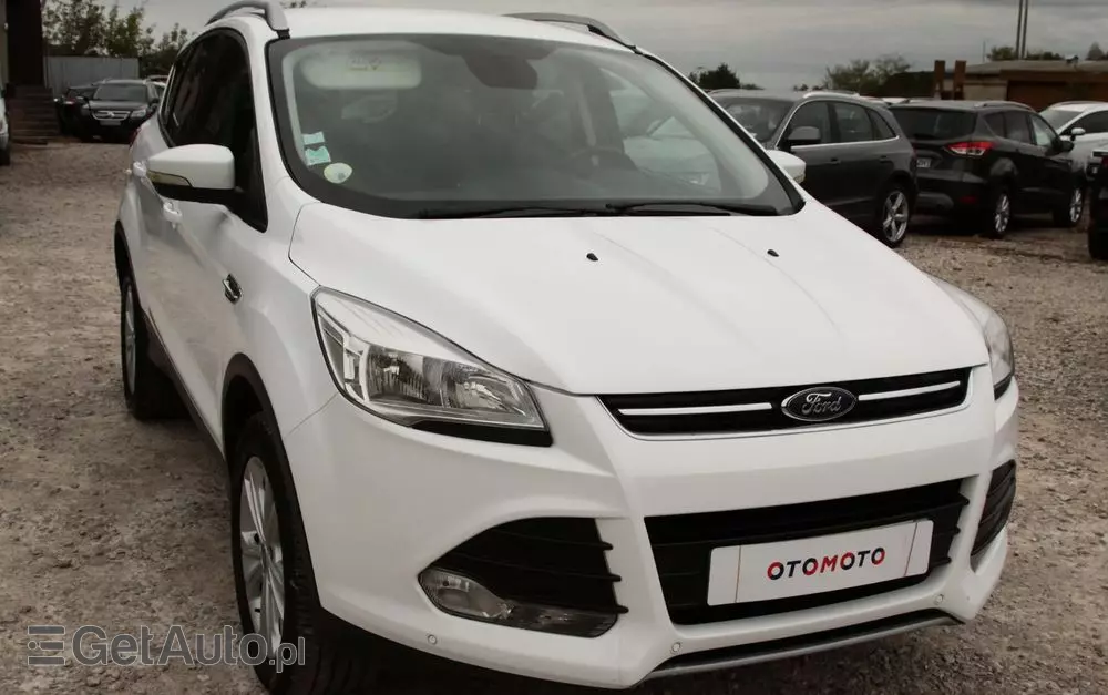 FORD Kuga 2.0 TDCi 2x4 Titanium