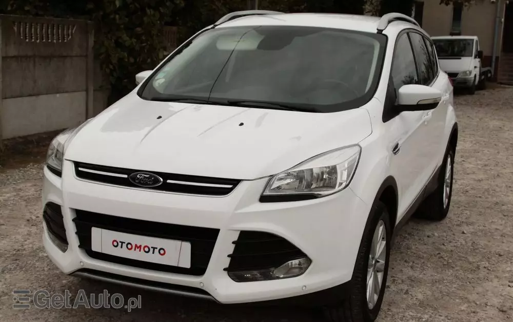 FORD Kuga 2.0 TDCi 2x4 Titanium