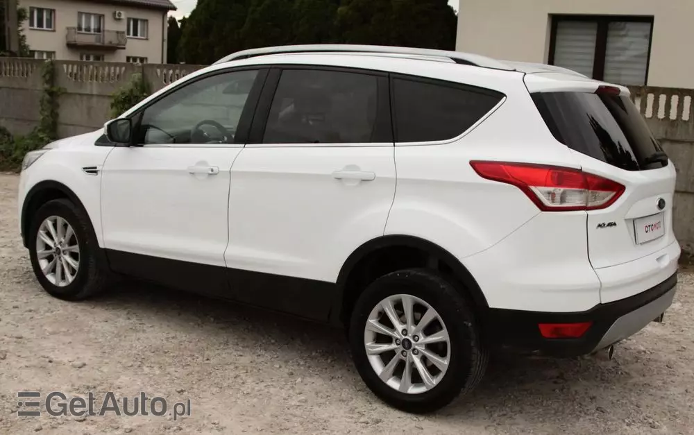 FORD Kuga 2.0 TDCi 2x4 Titanium