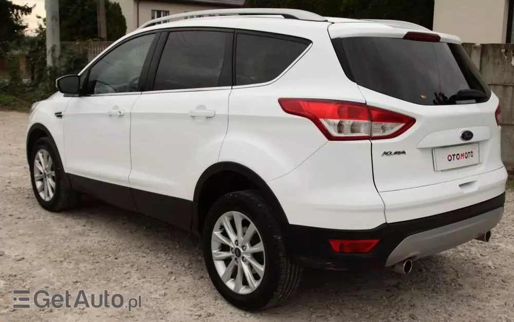 FORD Kuga 2.0 TDCi 2x4 Titanium