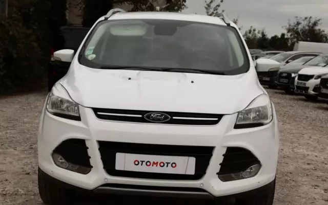 FORD Kuga 2.0 TDCi 2x4 Titanium