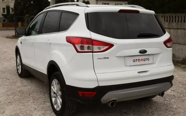 FORD Kuga 2.0 TDCi 2x4 Titanium