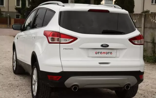 FORD Kuga 2.0 TDCi 2x4 Titanium