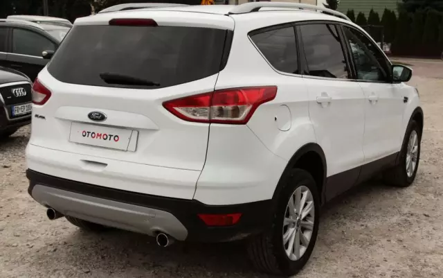 FORD Kuga 2.0 TDCi 2x4 Titanium