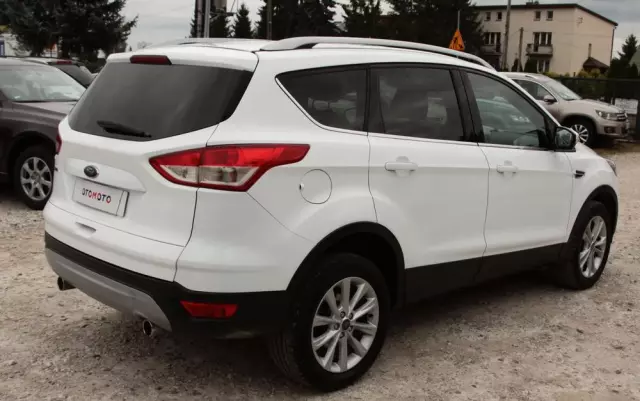 FORD Kuga 2.0 TDCi 2x4 Titanium
