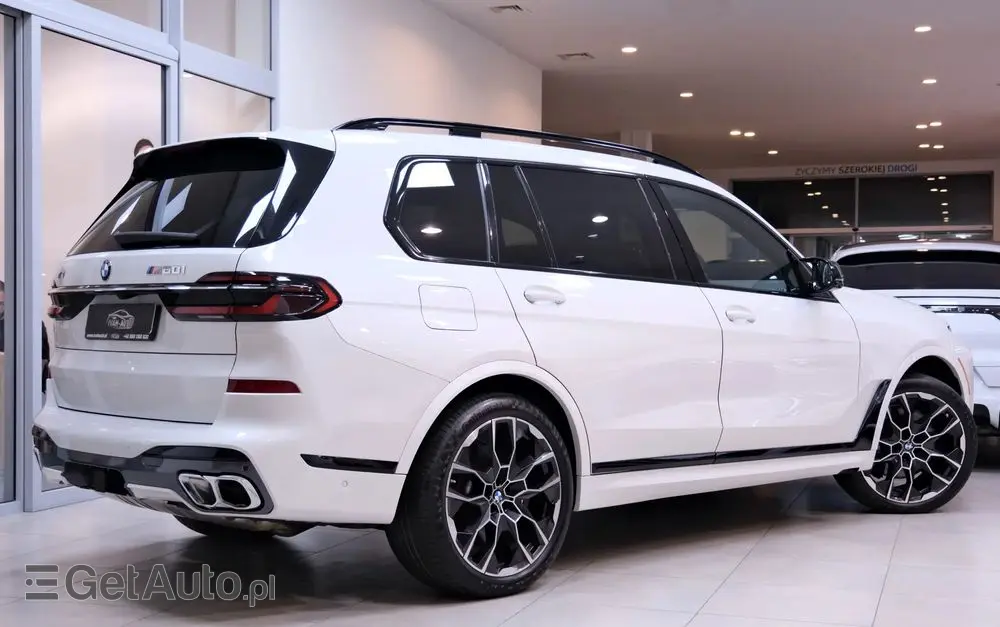 BMW X7 M60i xDrive