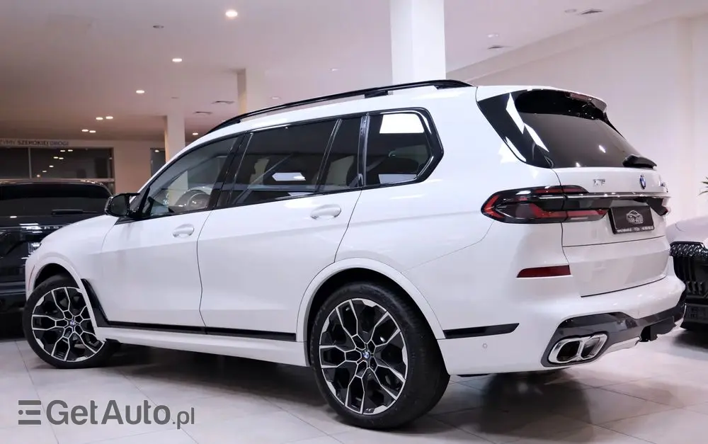 BMW X7 M60i xDrive