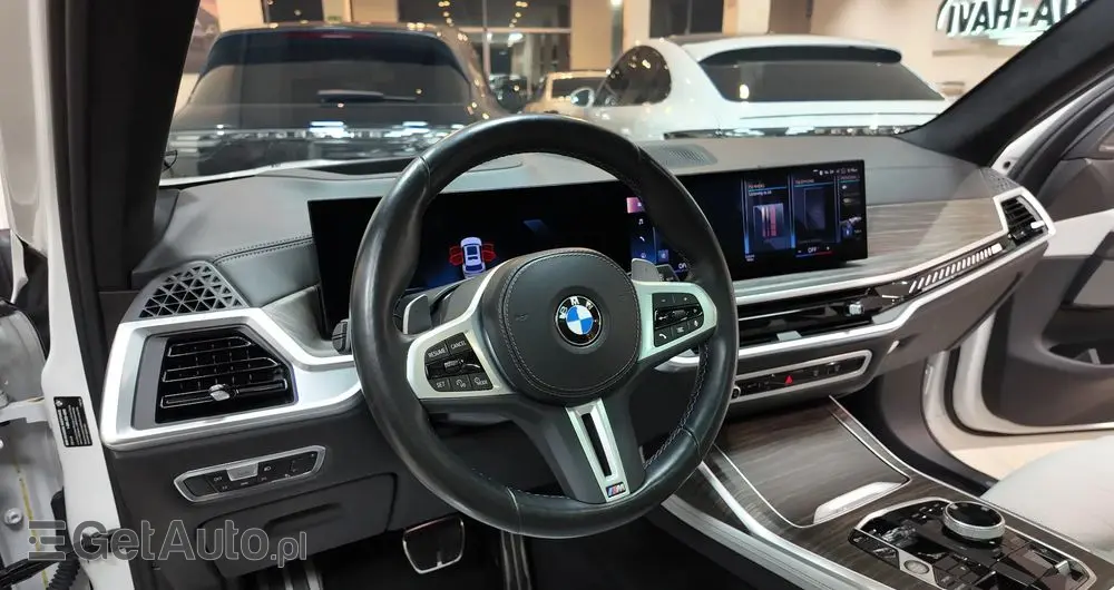 BMW X7 M60i xDrive
