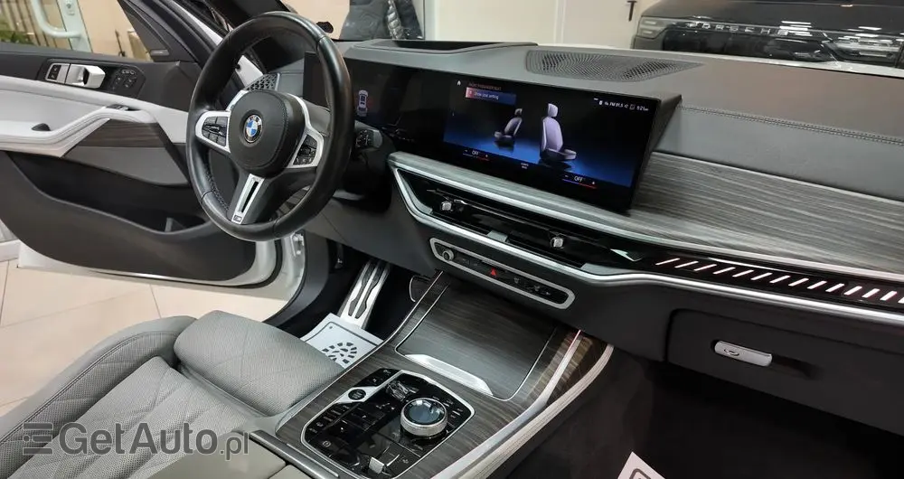 BMW X7 M60i xDrive