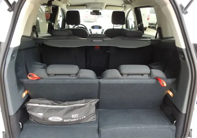 FORD Grand C-MAX 2.0 TDCi Titanium MPS6