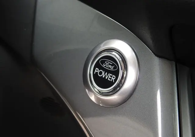 FORD Grand C-MAX 2.0 TDCi Titanium MPS6