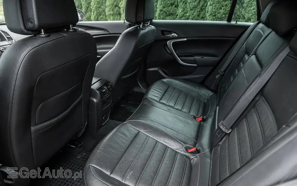 OPEL Insignia 2.0 Turbo