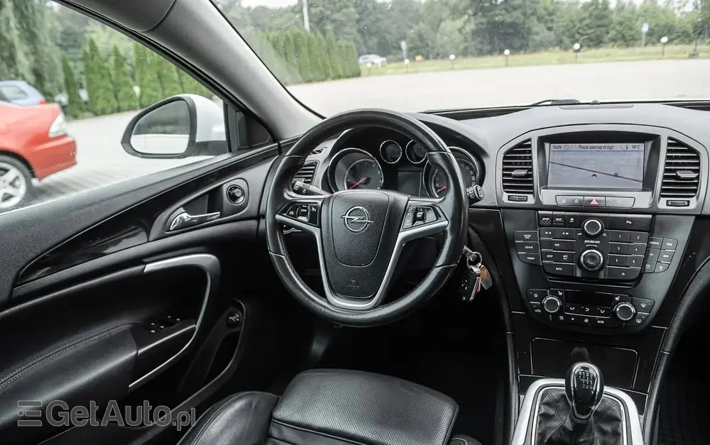 OPEL Insignia 2.0 Turbo