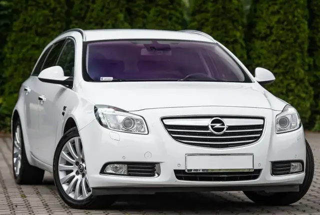 OPEL Insignia 2.0 Turbo