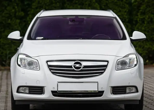 OPEL Insignia 2.0 Turbo