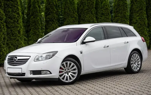 OPEL Insignia 2.0 Turbo