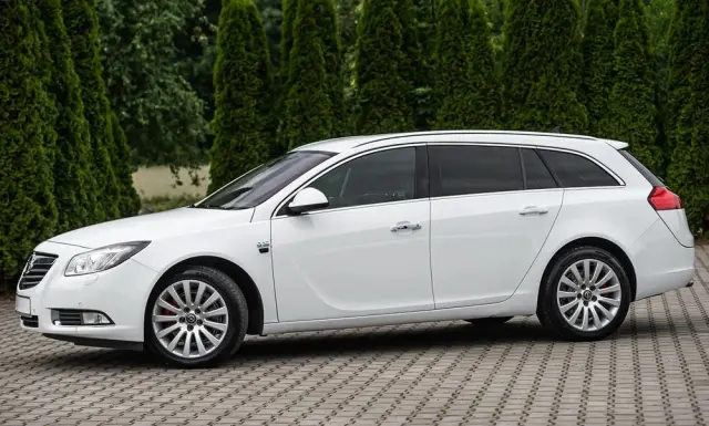 OPEL Insignia 2.0 Turbo