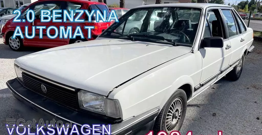 VOLKSWAGEN Santana 